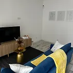 Flat 4 * Amadora
