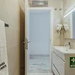 Flat 4 *