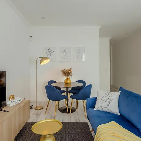 Flat 4 * Amadora