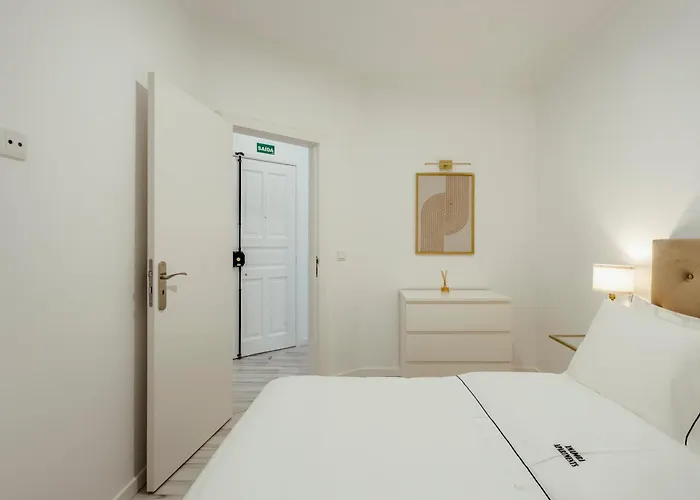 Flat 4 * Amadora